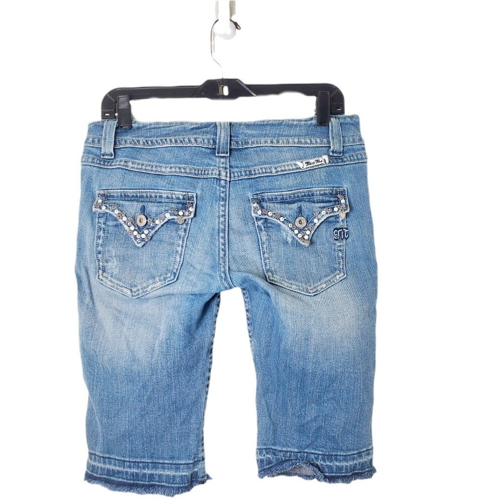 Miss Me Embellished Bermuda Jean Shorts Size 29 Jorts Highland Wash Style JP4485